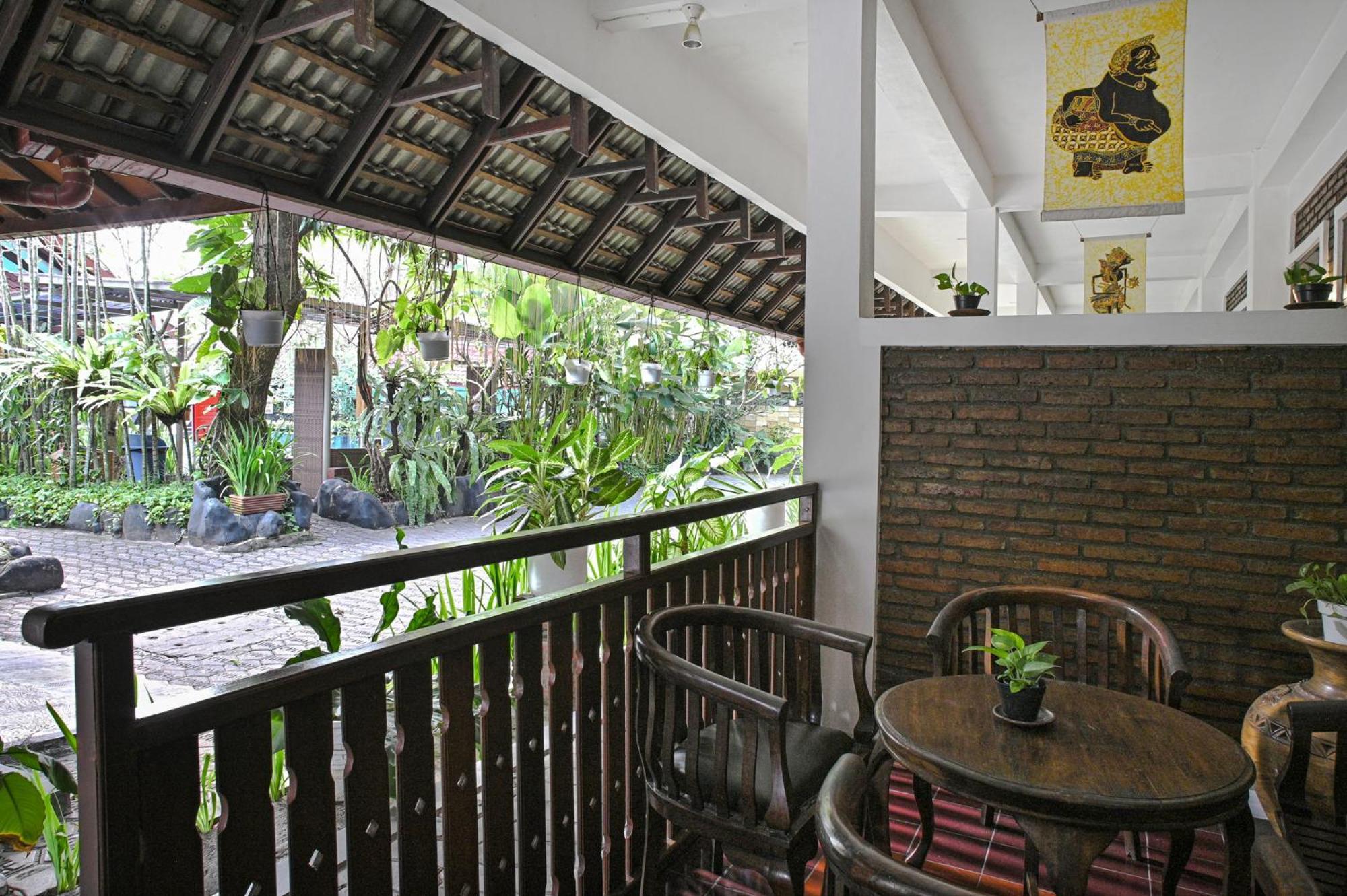 Paku Mas Hotel Yogyakarta Exterior foto